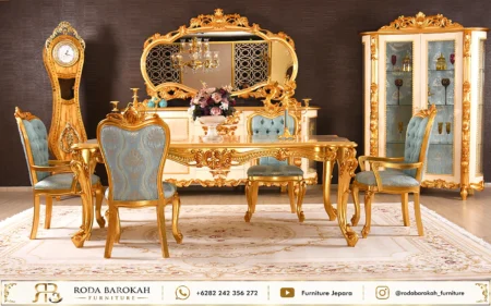 Desain Ruang Makan Ukiran Klasik Mewah Gold Duco