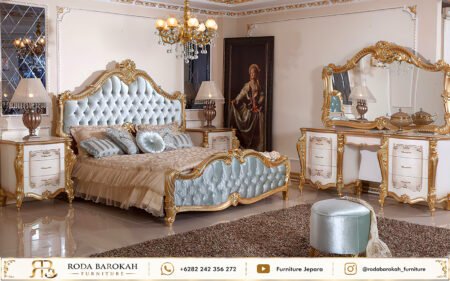 Desain Set Kamar Tidur Mewah Klasik Eropa Ukiran Emas