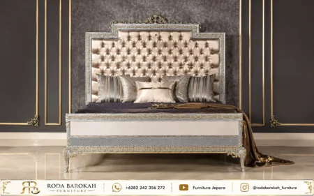Desain Set Kamar Utama Ukiran Mewah Pearl Silver Klasik