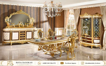 Desain Ruang Makan Ukir Klasik Lengkap Lemari Hias
